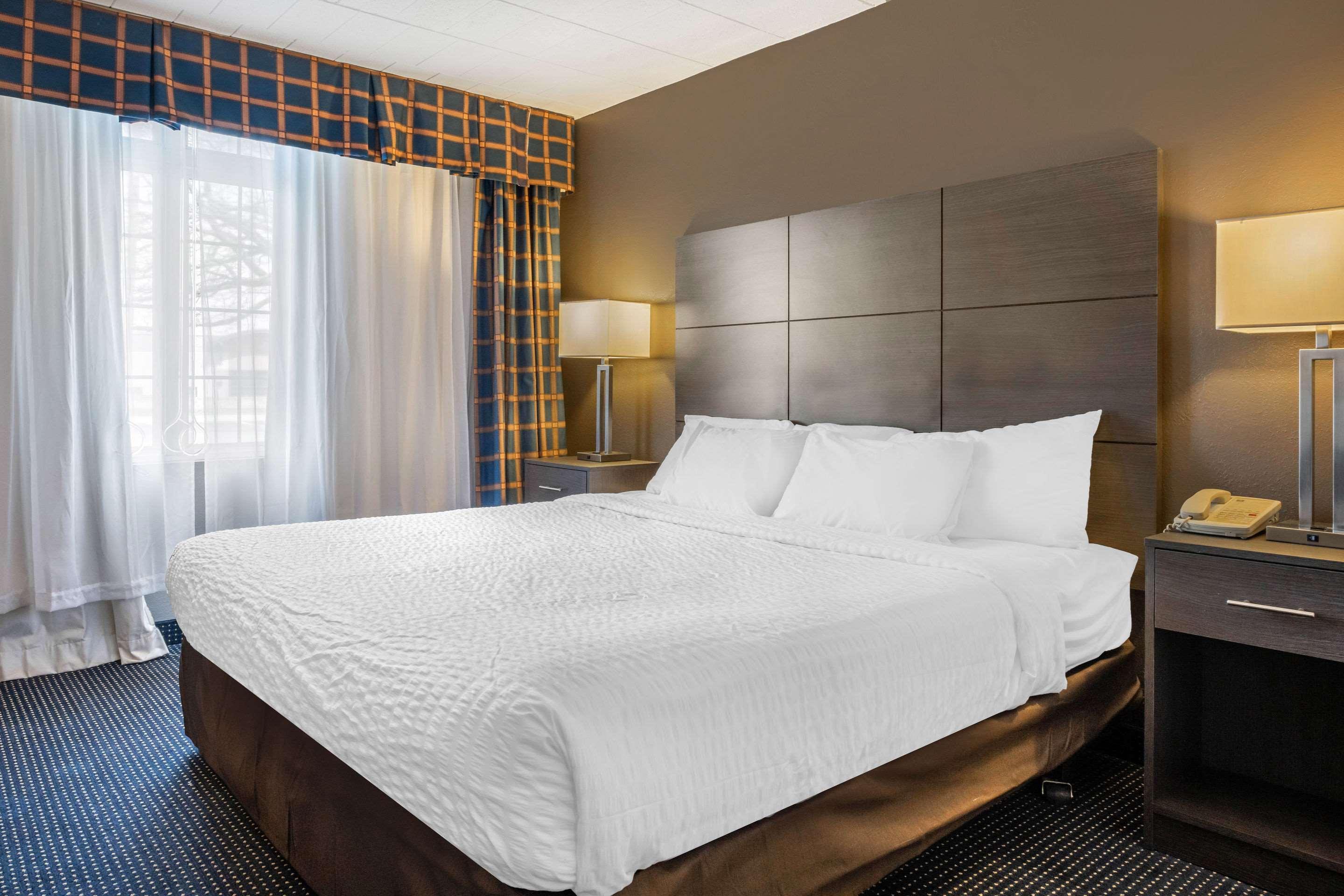 Clarion Hotel And Conference Center Harrisburg West New Cumberland Eksteriør billede