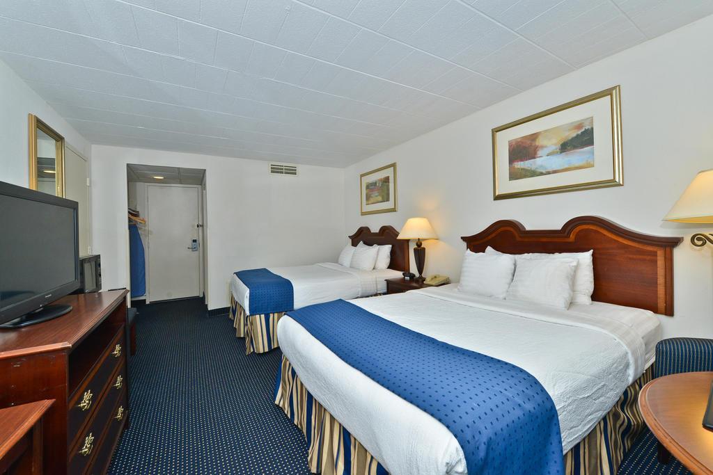 Clarion Hotel And Conference Center Harrisburg West New Cumberland Eksteriør billede