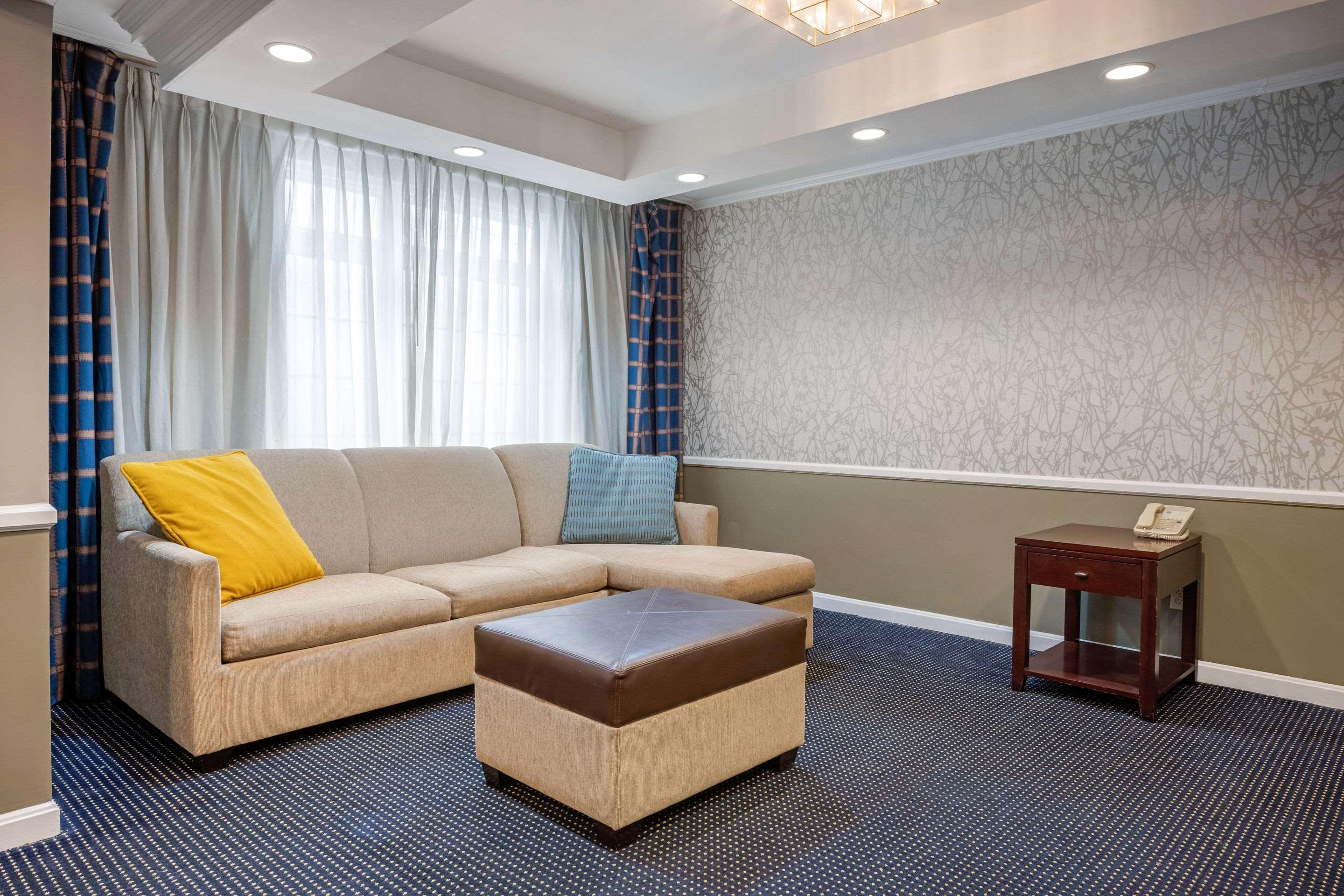 Clarion Hotel And Conference Center Harrisburg West New Cumberland Eksteriør billede
