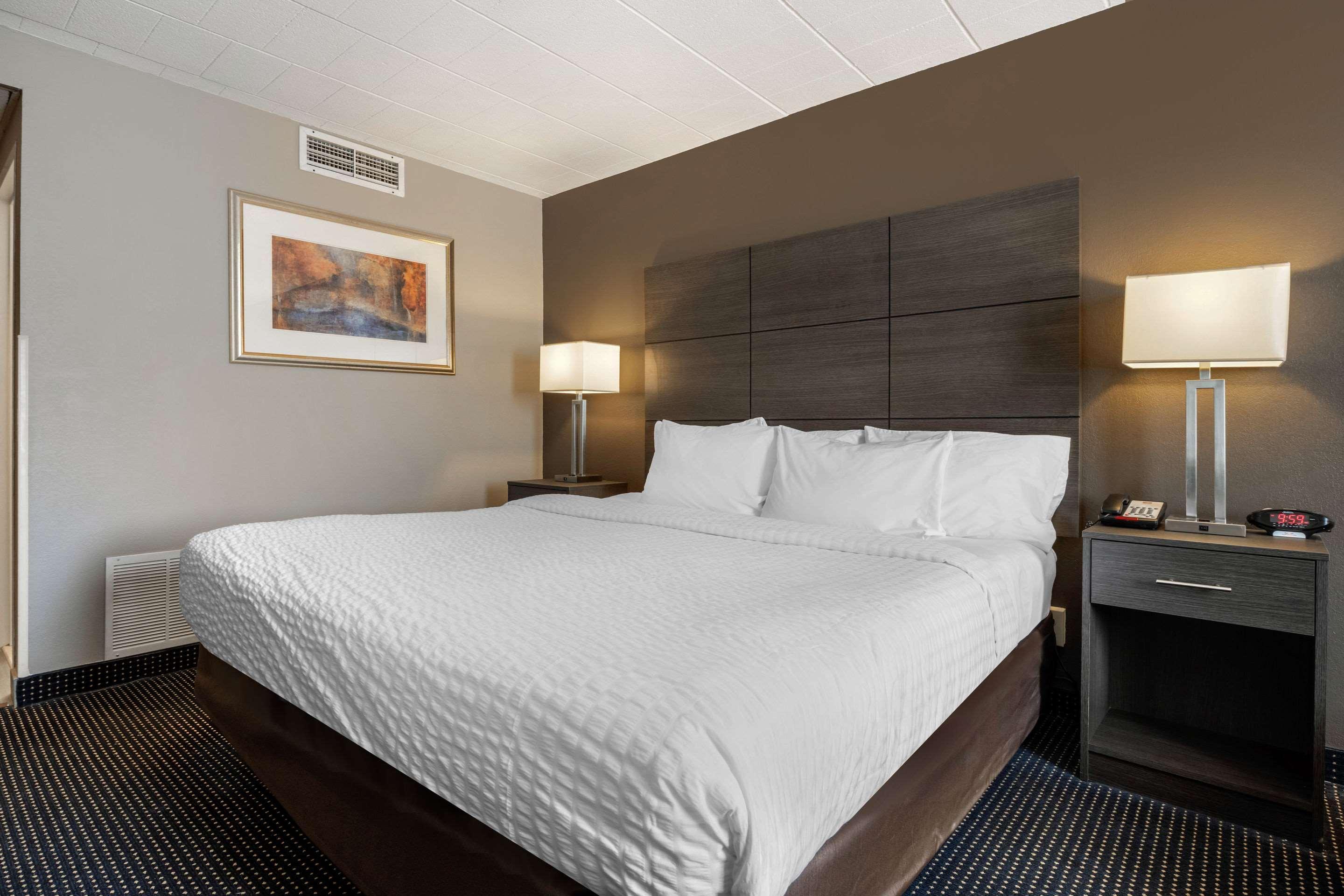 Clarion Hotel And Conference Center Harrisburg West New Cumberland Eksteriør billede